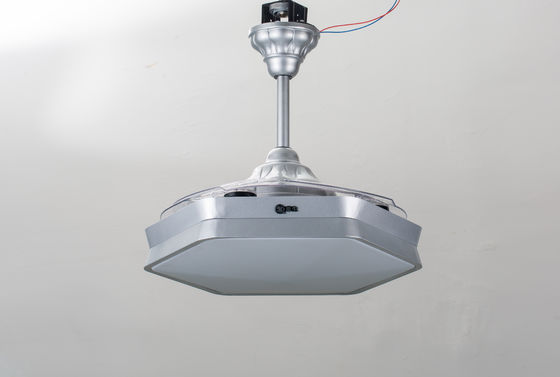 EMC Kecepatan Cepat 42 &quot;Lampu Kipas Langit-langit Dimmable Ditarik Dengan Bilah yang Dapat Dilipat