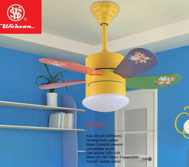 Lampu Kipas Langit-langit Kayu Berwarna-warni yang Dapat Diredupkan 36 Inch Ditangguhkan Dipasang Untuk Hotel Villa